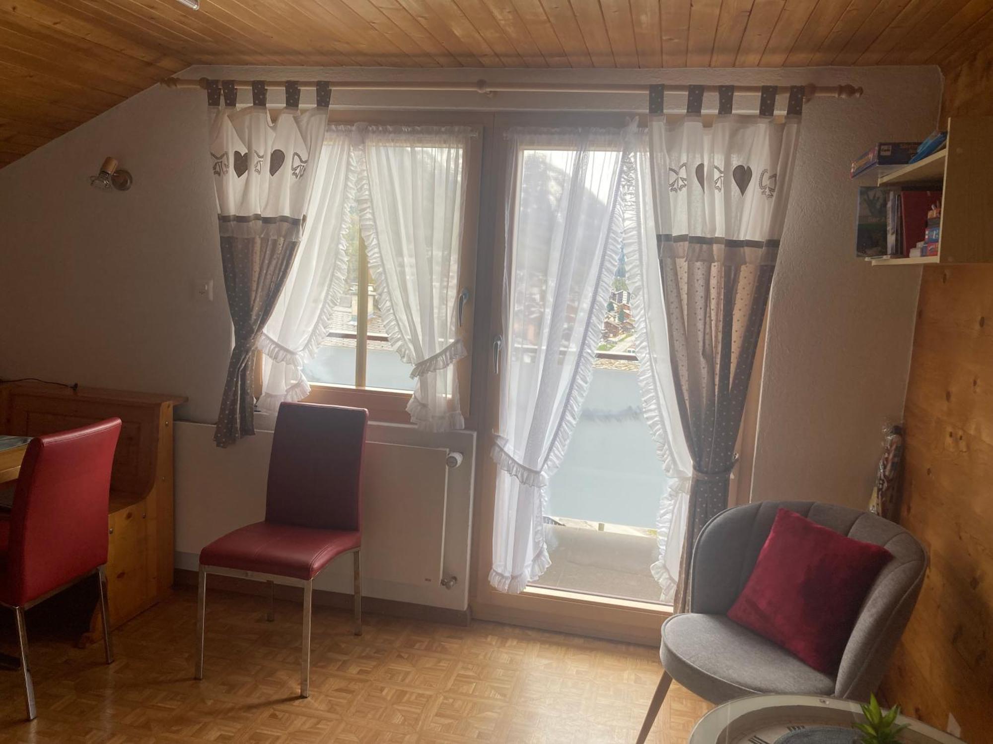 Haus Dorfblick Apartment เกรเชิน ภายนอก รูปภาพ